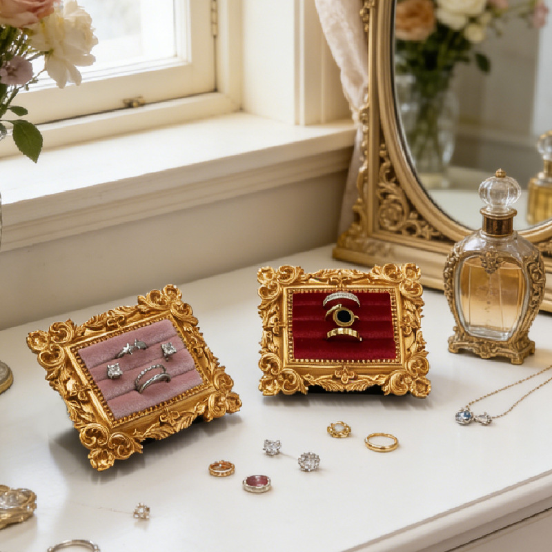 Vintage Picture Frame Ring Dis - огляд і ціна Desk Setup Vintage