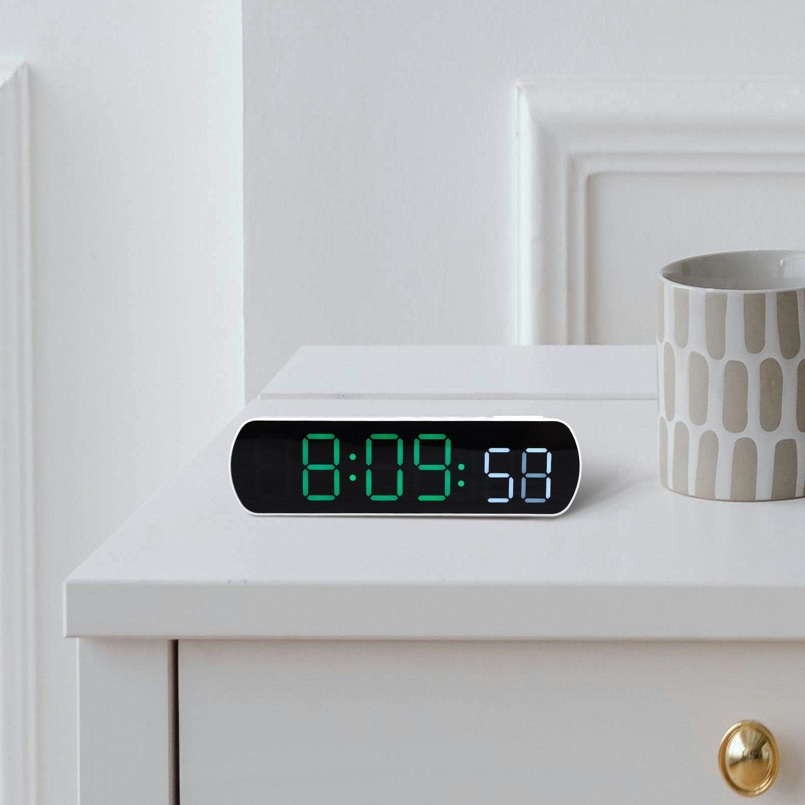 LED Digital Alarm Clock Compac - огляд і ціна Desk Setup Living Room